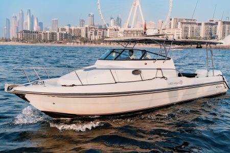 Luxury Yacht Charter dubai